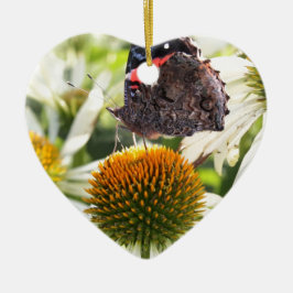 Ornamento De Cerâmica Borboleta Almirante na Flor