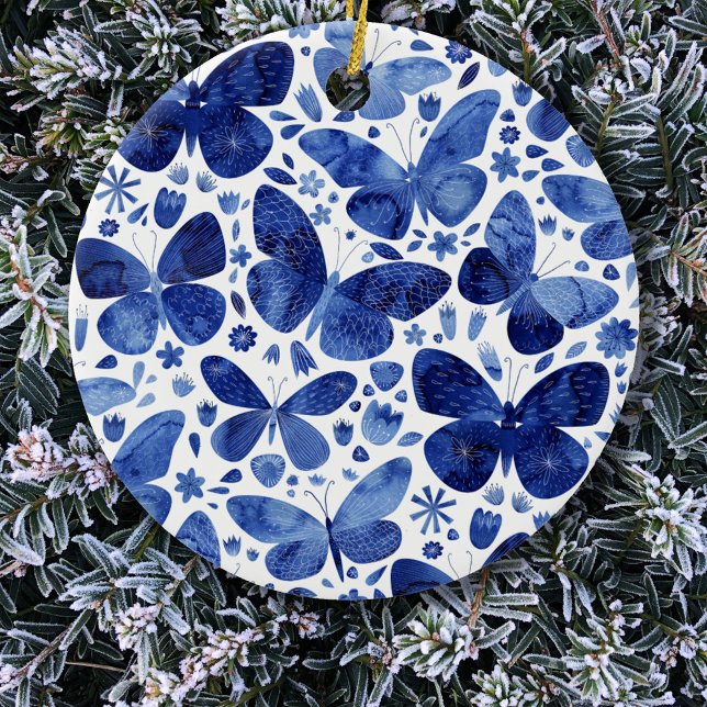 Ornamento De Cerâmica Borboletas Aquarela Azul (Blue and white butterfly pattern  ceramic Christmas ornament)