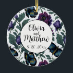Ornamento De Cerâmica Borboletas florais magenta púrpura de ameixa de vi<br><div class="desc">Trabalho de arte de flores roxas do estilo vintage elegante para ocasiões de temas botânicos, boho, jardim e florais. Para começar a alterar nomes e detalhes do evento, clique em "Personalizar este modelo" e edite o texto nas caixas modelo. Para acessar as ferramentas de edição mais avançadas, role para baixo...</div>