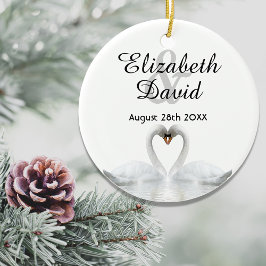 Ornamento De Cerâmica Brancos apaixonados por nomes casamento