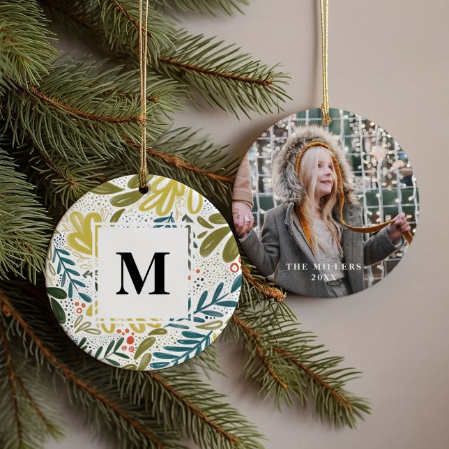 Ornamento De Cerâmica Brincadeira | Foto de Monograma Personalizado Botâ (Watercolor botanical bramble family monogram photo ornament)