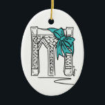 Ornamento De Cerâmica Brooklyn Bridge NYC Natal Hanukkah Holiday<br><div class="desc">Apresenta uma ilustração original de um marco clássico da NYC, a ponte do Brooklyn, "vestida" para a temporada de férias. Ideal para celebrar o Natal ou Chanucá! Esta ilustração também está disponível em outros produtos. Não vê o que está procurando? Precisa de ajuda para a personalização? Entre em contato com...</div>