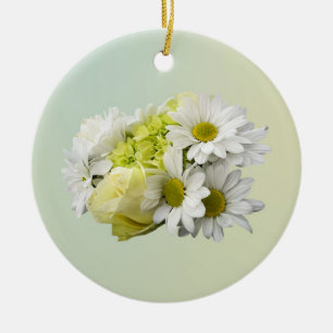 Ornamento De Cerâmica Buquê em Tons de Branco e Amarelo