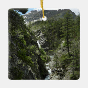 Ornamento De Cerâmica Cachoeira e Pico Appistoki no Parque Nacional Glac