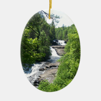 Ornamento De Cerâmica CACHOEIRA no NC