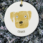 Ornamento De Cerâmica Cachorro do Ouro Labrador Retriever Personalizado<br><div class="desc">Traga um pouco de alegria para sua árvore com este Ouro personalizado Labrador Retriever design, com arte original de Nic Squirrell. Apresentando uma pintura aquosa divertida de um cachorro fofo e amoroso, esta é uma maneira perfeita de mostrar seu amor pelo seu amigo peludo. Personalizado com o nome de sua...</div>
