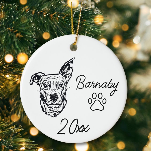 Ornamento De Cerâmica Cachorro mestiço de Beagle com Bull Nome Personali (Beagle Bull Cross Dog Custom Name and Year Ornament with Paw Print. Black and White Line Art Modern)