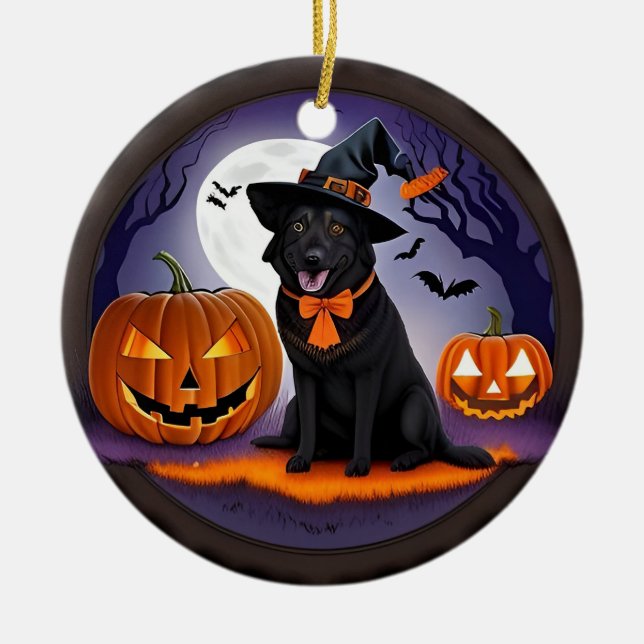 Ornamento De Cerâmica Cachorro Negro na Roupa das Bruxas com Pumpkins (Frente)