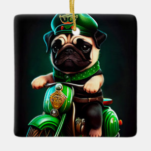 Ornamento De Cerâmica Cachorro Pug Dirigindo Bicicleta Dia de São Patríc