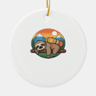 Ornamento De Cerâmica Camiseta Clássica Funny Sloth Hiking_1