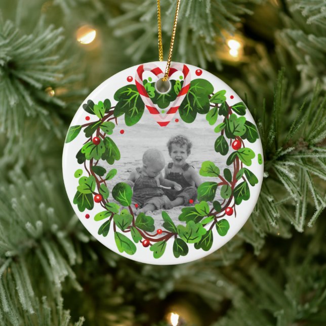 Ornamento De Cerâmica Candy Cane Heart Wreath Foto Feliz Ano de Natal (Árvore)
