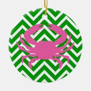 Ornamento De Cerâmica Caranguejo Rosa e Monograma Chevron Verde