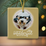 Ornamento De Cerâmica Cartão de Saudação de Foto Feliz Natal Dourado<br><div class="desc">É a época mais maravilhosa do ano! Um design de férias simples e moderno que destaca suas fotos. Se tiver algum problema com as suas imagens ou texto,  clique no botão personalizar e poderá mover as coisas e fazer alterações.</div>