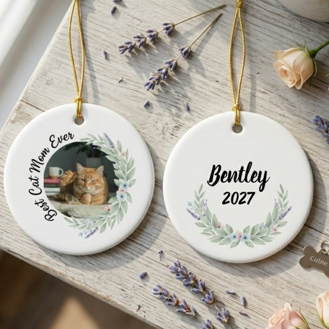 Ornamento De Cerâmica Cat Mom Gift – Floral Lavender Pet Lover Keepsake (Best cat mom ever floral pet photo ornament)