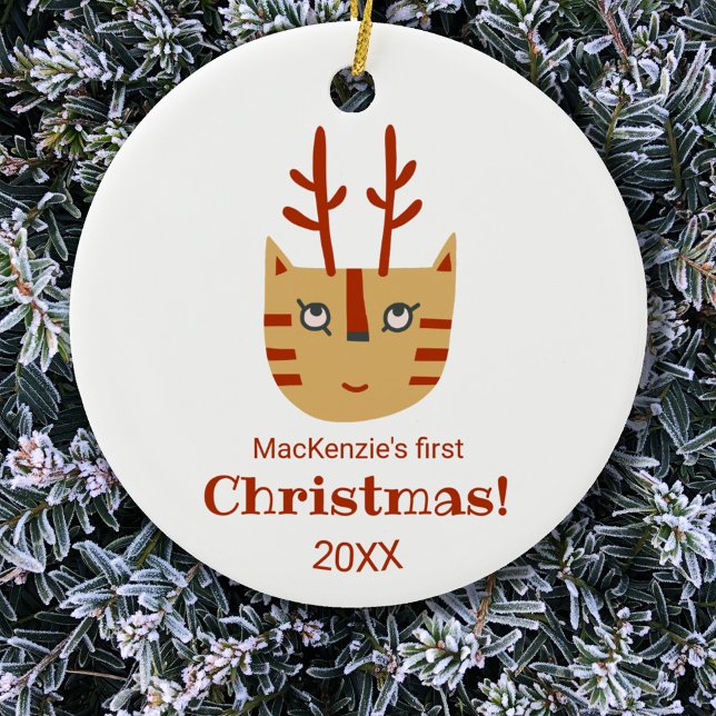 Ornamento De Cerâmica Cat Primeiro Natal (Fun cat personalized name first Christmas ornament)