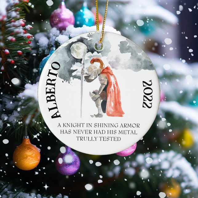 Ornamento De Cerâmica Cavaleiro na Armadura Brilhante dizendo HEMA (Criador carregado)