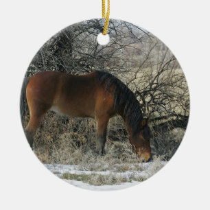 Ornamento De Cerâmica Cavalo selvagem do mustang na neve 1