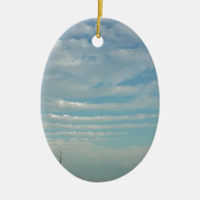 Ornamento De Cerâmica céu azul com nuvens onduladas (Frente)