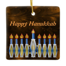 Céu nebuloso estilizado feliz de Hanukkah Menorah