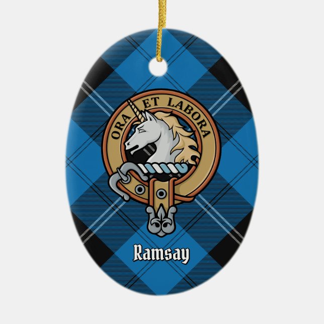 Ornamento De Cerâmica Clan Ramsay Crest sobre Blue Hunting Tartan (Frente)