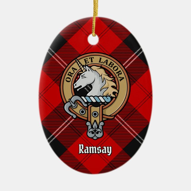 Ornamento De Cerâmica Clan Ramsay Crest sobre o Red Tartan (Frente)