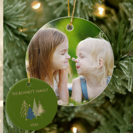 Ornamento De Cerâmica Classic Christmas Tree Family Photo Named 