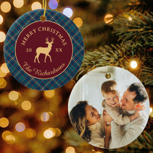 Ornamento De Cerâmica Clássico Xadrez Burgundy Rena de Natal Foto