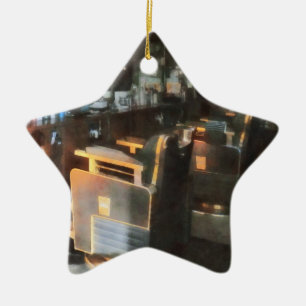 Ornamento De Cerâmica Compro Barber com Transmissão em Fluxo Sun Através