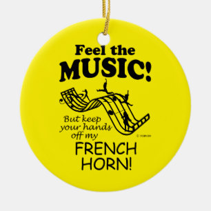 Ornamento De Cerâmica Corno Francês Sente A Música