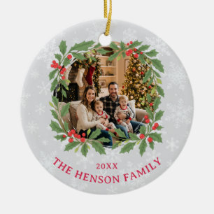 Ornamento De Cerâmica Coroa de Azevinho Elegante Foto de Natal Alegre