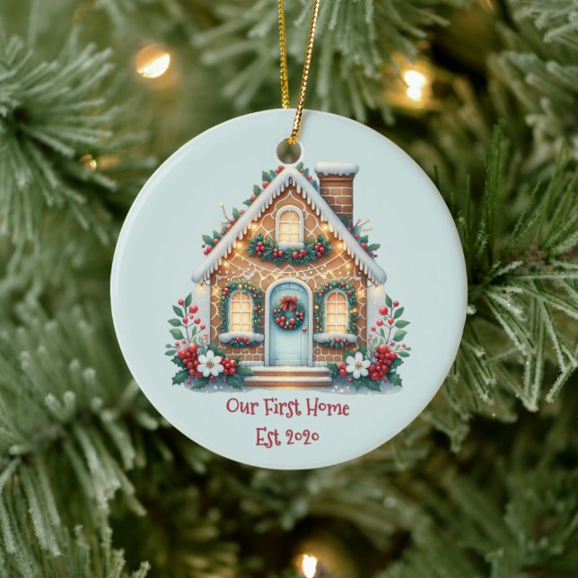 Ornamento De Cerâmica Cozy Gingerbread House Holiday Illustration (Árvore)