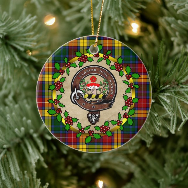 Ornamento De Cerâmica Crachá Clã Buchanan e Xmas Personalizado Tartan (Árvore)