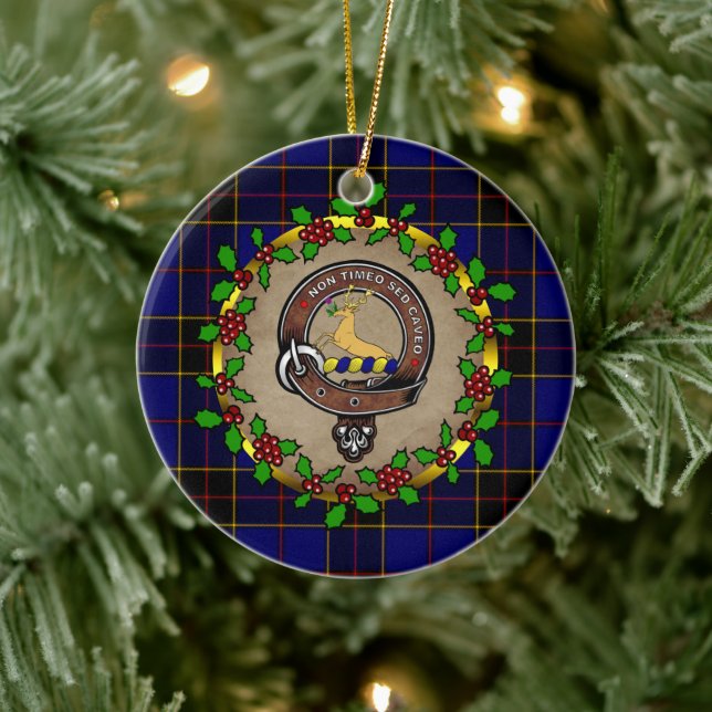 Ornamento De Cerâmica Crachá Strachan e Tartan Natal Personalizado (Árvore)