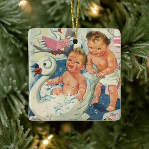 Ornamento De Cerâmica Crianças Antigas Brincando com Bolhas na Banheira