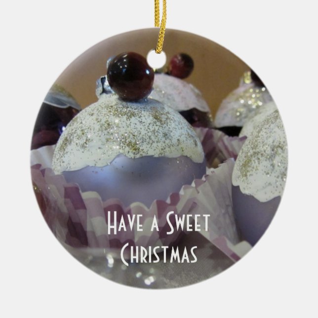 Ornamento De Cerâmica Cupcake de Natal rico (Frente)