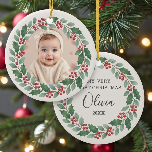 Ornamento De Cerâmica Cute Eucalyptus Baby First Christmas Photo (Criador carregado)