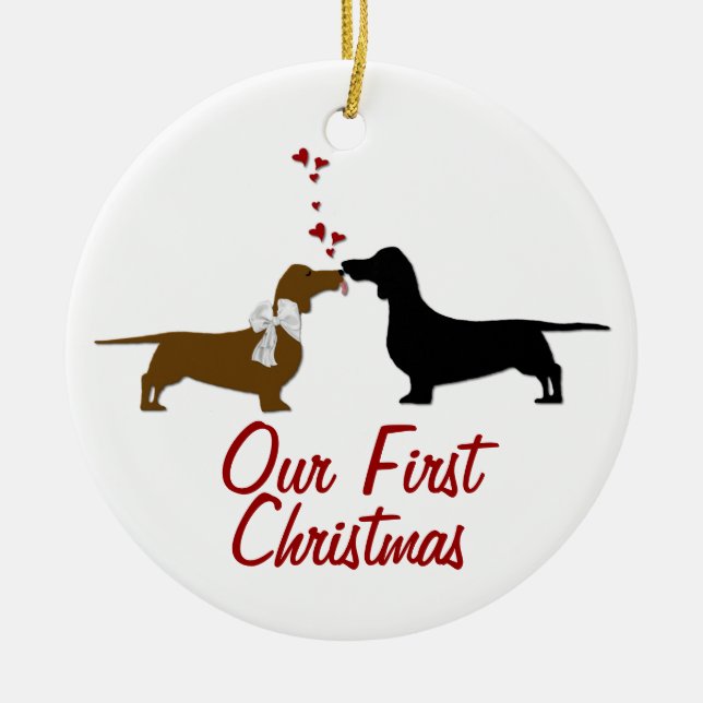 Ornamento De Cerâmica Dachshund Amantes do Primeiro Natal Personalizado (Frente)