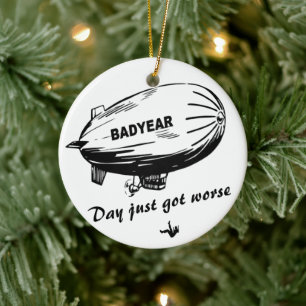 Ornamento De Cerâmica Defendendo a Gravidade de um Ano Mau 🎈