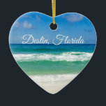 Ornamento De Cerâmica Destin Florida Beauily Beach Photoographic Heart<br><div class="desc">Uma bela fotografia de praia tirada no destino ideal de férias de Destin,  Flórida. As maravilhosas águas verdes de Sandestin se lavam até a costa arenosa sob céus azul sereno para fazer a foto perfeita das férias.</div>