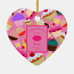 Ornamento De Cerâmica Divertimento, cupcake cor-de-rosa brilhante algum