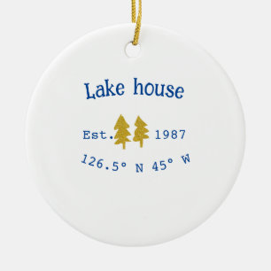 Ornamento De Cerâmica Dourada árvore azul lake house adiciona coordenada