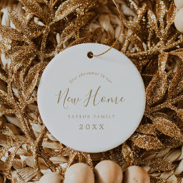 Ornamento De Cerâmica Dourado Mínimo Primeiro Natal Em Nossa Nova Foto