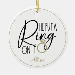 Ornamento De Cerâmica Dourado nome moderno Ele colocou um anel nele