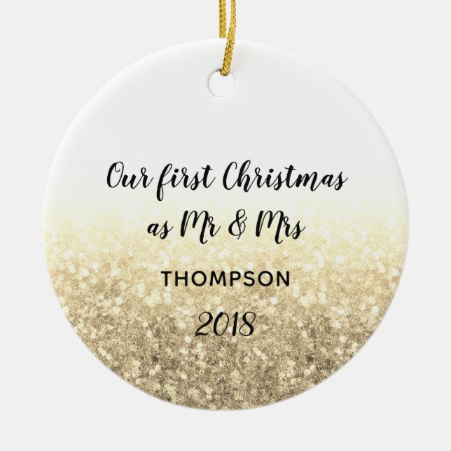 Ornamento De Cerâmica Dourado Nosso Primeiro Natal, Sr. e Sra. Casal (Frente)