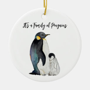 Ornamento De Cerâmica É uma família de pinguins desenhando aquarela