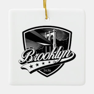 Ornamento De Cerâmica Elegante Escudo do Brooklyn e Design Swoosh