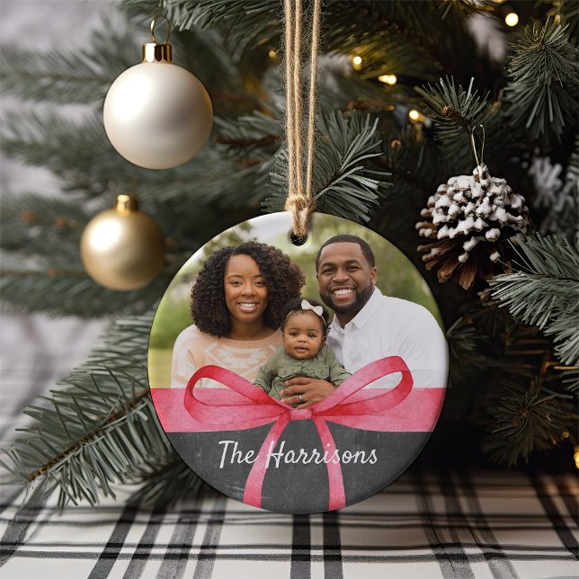 Ornamento De Cerâmica Emperrado em Vermelho | Foto Natal (Criador carregado)