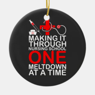 Ornamento De Cerâmica Enfermagem Fazer Através Da Escola De Enfermagem