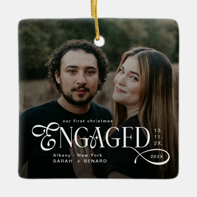Ornamento De Cerâmica Engaged Couples 2 Photos Stylish First Christmas (Frente)