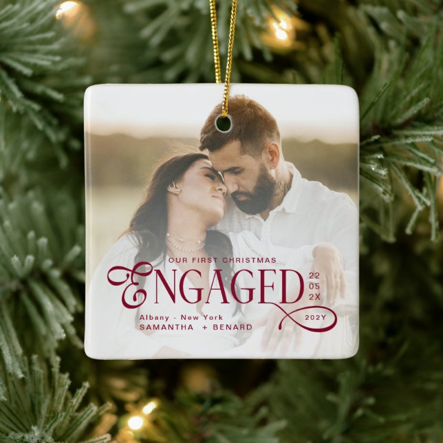 Ornamento De Cerâmica Engaged Couples 2 Photos Stylish First Christmas (Árvore)